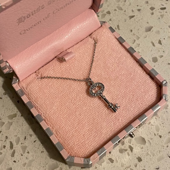 BNIB Juicy Couture Key Necklace